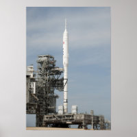 Die Ares I-X-Rakete wird auf dem Ladestreifen 2 an