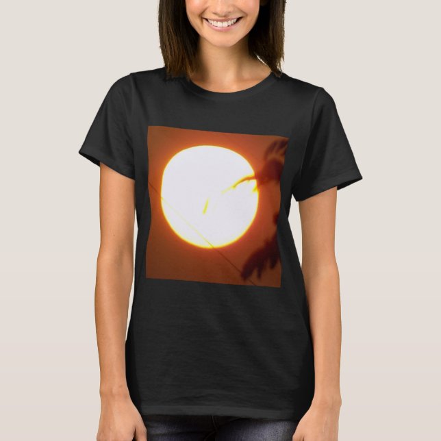 Die Basis für bezaubernde Vollmondfrauen T-Shirt (Vorderseite)