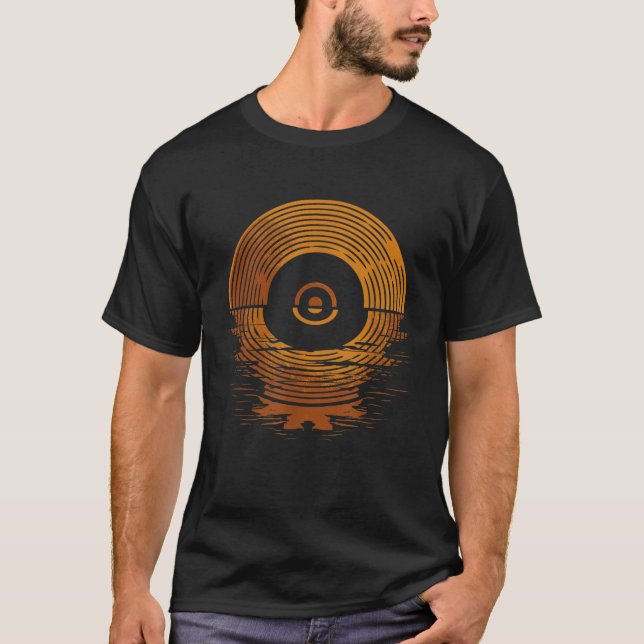Die Beatles Sgt Paprikaschoten hören einsam oben a T-Shirt (Vorderseite)