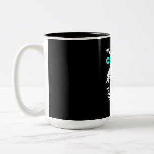 Die beste Mama löst einen Programmierer aus Zweifarbige Tasse