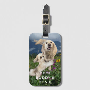 Die besten Freunde Zwei Hunde im Bereich Blume Bes Gepäckanhänger