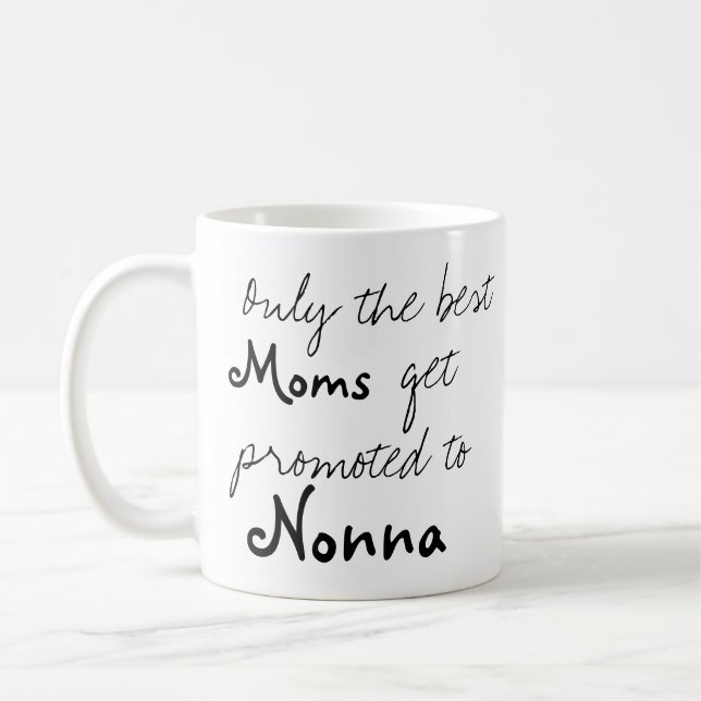 Die besten Mamas werden zur Nonna Coffee Cup Tasse (Links)