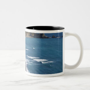 Die Big-Sur-Küste in Kalifornien, USA Zweifarbige Tasse