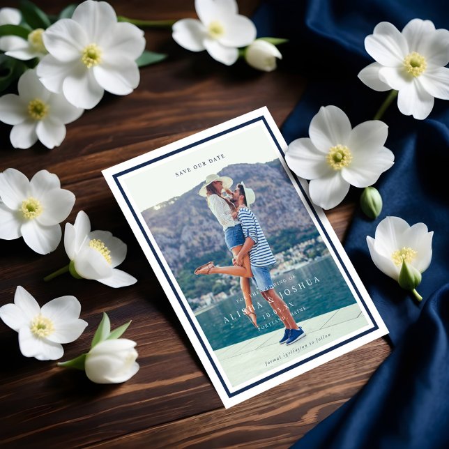 Die Bindung der Brustwarzen an die Navy und die We Ankündigungspostkarte (Tying The Knot Rope Heart Nautical Navy & White Announcement Postcard)