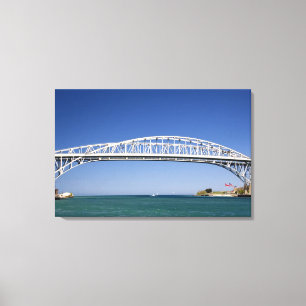 Die Blaue Wasserbrücke ist eine zweispurige Brüc Leinwanddruck