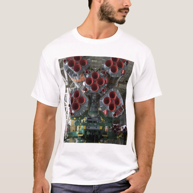 Die Booster der Sojus TMA-14-Raumsonde T-Shirt (Vorderseite)