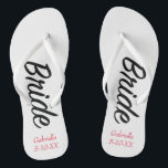 Die Braut, die mit Namen personalisiert sind u. Flip Flops<br><div class="desc">Diese drehen Reinfälle können zu allen möglichen Hintergrundfarbezazzle Angeboten geändert werden um. Sie lassen das Wort "Braut" im Skript hinunter umgedrehte umdrehen. Sie können personifizieren umdrehen Reinfälle mit Ihrem Namens und ein spezielles Datum von, als Sie oder Hochzeitsdatum sich trafen. Karo heraus die vielen Entwürfe, die wir in unserem Speicher...</div>