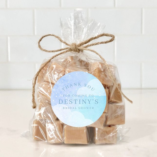 Die Braut ist auf Cloud Nine Brautparty Vielen Dan Runder Aufkleber (Von Creator hochgeladen)