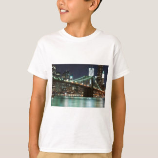 Die Brooklyn-Brücke - Farbe T-Shirt
