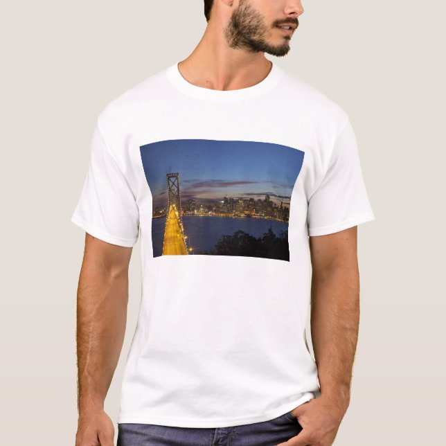 Die Bucht-Brücke von der Schatzinsel T-Shirt (Vorderseite)