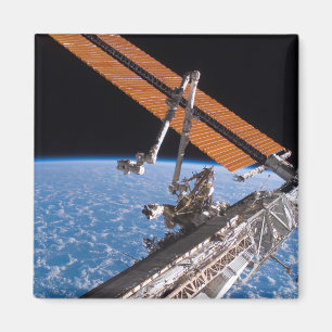 Die Canadarm2 und Solarstromanlageplattenflügel Magnet