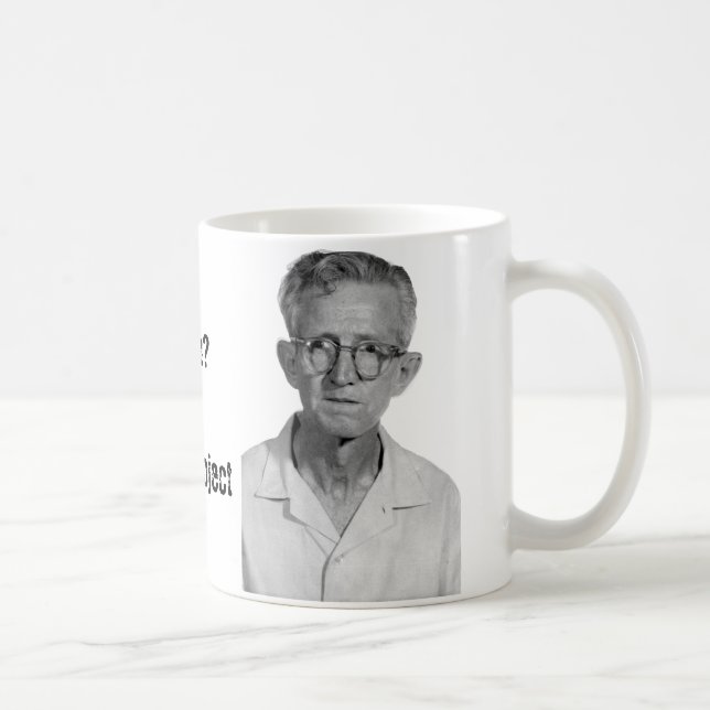 Die Clarence Graf Gideon Mugshot-Tasse Kaffeetasse (Rechts)