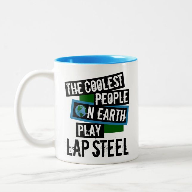 Die Coolsten Menschen auf der Erde spielen Lap Ste Zweifarbige Tasse (Links)