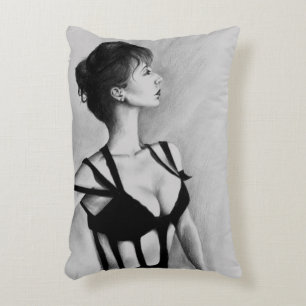 Die Dame Schöne Frau Schwarzes Kleid Porträt Kunst Zierkissen