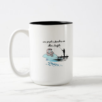 die Desaster einiger sind die Vorteile anderer Zweifarbige Tasse