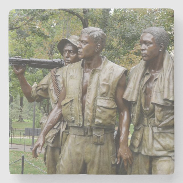 Die drei Statuen zum Vietnamkrieg Steinuntersetzer (Vorderseite)