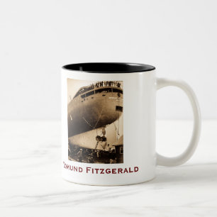 Die Edmund Fitzgerald mit Besatzungsnamen Zweifarbige Tasse