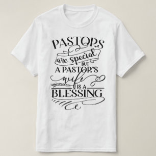 Die Ehefrau eines Pastors ist ein Segen T-Shirt
