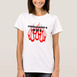 Die Ehefrau-Flammen eines Feuerwehrmanns T-Shirt