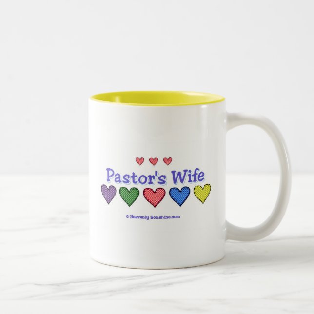 Die Ehefrau-Gingham-Herzen des Pastors Zweifarbige Tasse (Rechts)