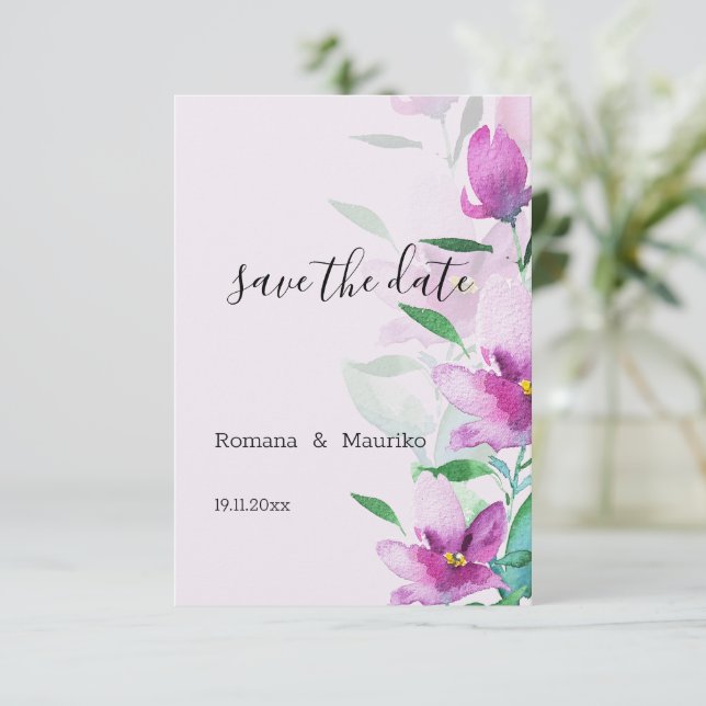 Die Einzigartigkeit der rosa Blume von Lilac Save The Date (Stehend Vorderseite)