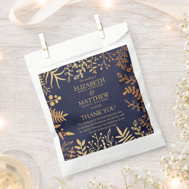 Die elegante Hochzeitskollektion der Marine und de Geschenktütchen (Ausgeschnitten)