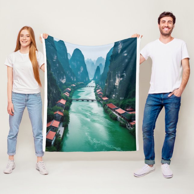 Die Embrace der Natur - Landschaftliche Flusslands Fleecedecke (Beispiel)