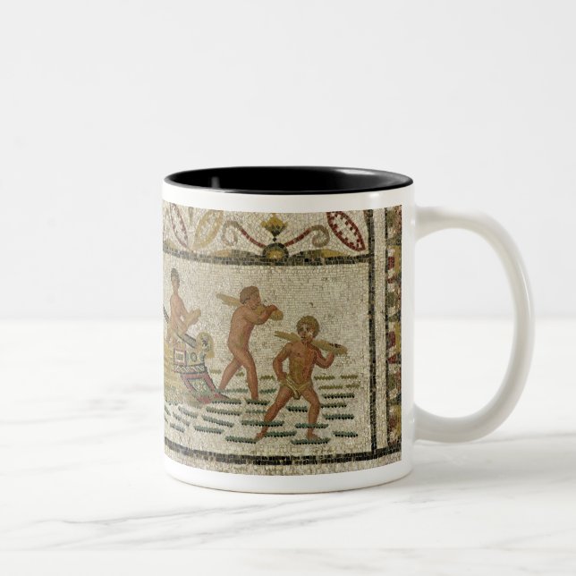 Die Entleerung eines Schiffs Zweifarbige Tasse (Rechts)