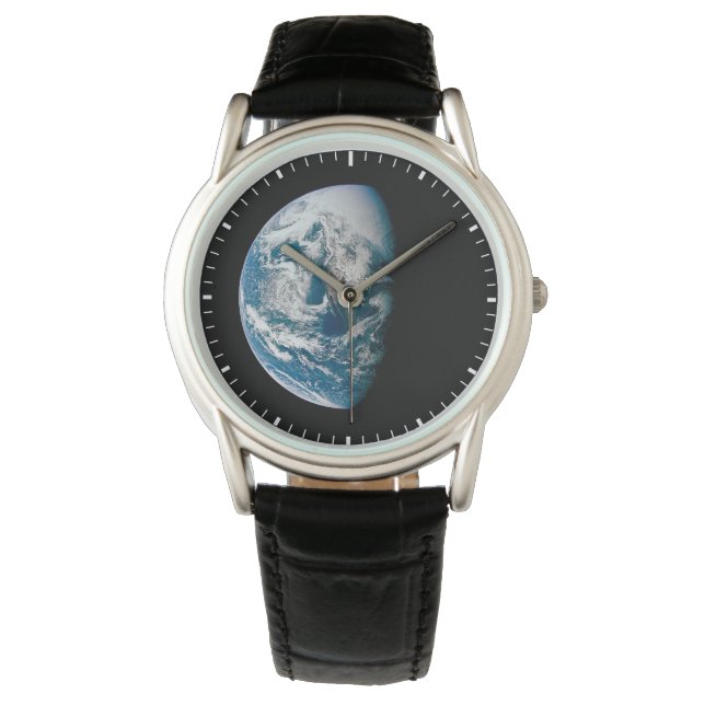 Die Erde wurde aus dem Apollo 13 Raumfahrzeug geno Armbanduhr (Vorderseite)