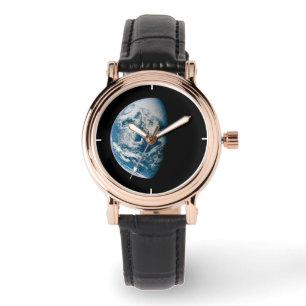 Die Erde wurde aus dem Apollo 13 Raumfahrzeug geno Armbanduhr