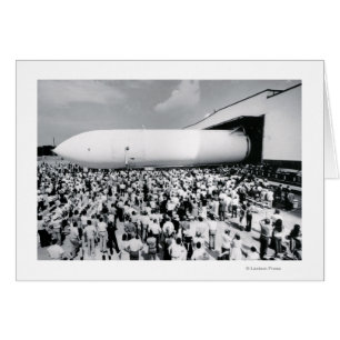 Die erste Außenkante der Raumfähre