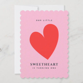 Die erste Einladung eines kleinen Sweetheart Girls