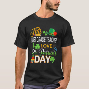 Die erste Liebe der Dozenten St Patrick's Day She T-Shirt