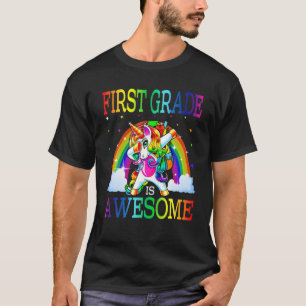 Die erste Stufe ist Phantastisch, eingeschlossen b T-Shirt