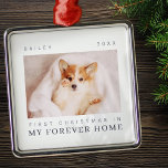Die erste Weihnachtszeit des Hauses in ewig Zuhaus Ornament Aus Metall<br><div class="desc">Design besteht aus modernem,  schicken Typografie mit Sans Serif und Serif Schriftart. Fügen Sie ein benutzerdefiniertes Foto von adoptiert Tier und Jahr hinzu.</div>