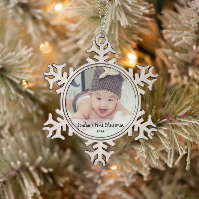 Die ersten Weihnachten des Kindes Schneeflocken Zinn-Ornament (Baum)
