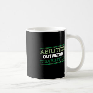 Die Fähigkeiten überwiegen die Behinderungen, die Kaffeetasse