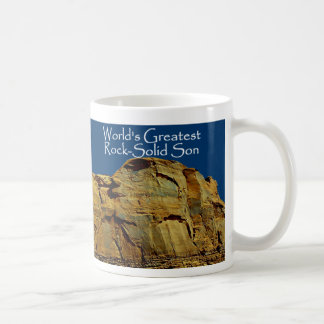Die Felsen-Feste blaue Tasse des Sohns
