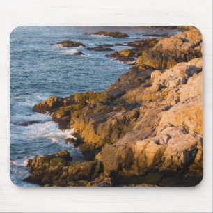 Die felsige Küste von Isle au Haut in Maines Mousepad