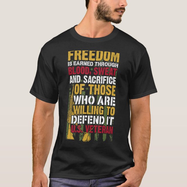 Die Freiheit der Mönche durch den Blutschweiß opfe T-Shirt (Vorderseite)