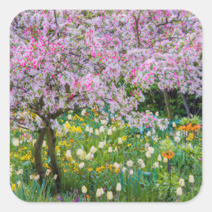 Die Frühlingszeit im Garten von Claude Monet Quadratischer Aufkleber