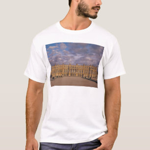 Die Garten-Fassade T-Shirt