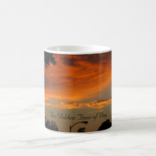Die goldene Zeit der Tasse des Kaffees