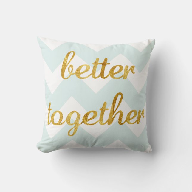 Die Goldfolie, die Pillow besser ist zusammen Kissen (Vorderseite)