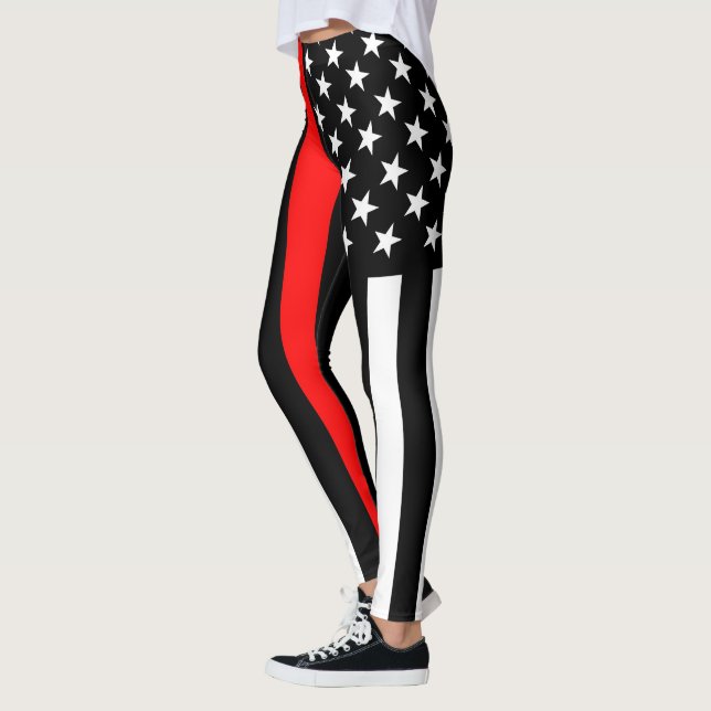 Die Grafik der Red Line American Flag auf Leggings (Links)