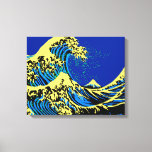 Die große Hokusai-Welle im Pop Art Deco Leinwanddruck<br><div class="desc">Ein von der Großen Welle von Kanagawa inspiriertes, von dem japanischen Künstler Hokusai gemaltes Design. Es wird in einem lebendigen Pop-Kunststil dargestellt. Klingt gut, eine tolle Geschenkidee. Verwenden Sie den Link "Diesen Designer Gefragt", um uns mit Ihren speziellen Designanfragen oder für Hilfe bei Ihren individuellen Anpassungsbedürfnissen zu kontaktieren. Eine tolle...</div>