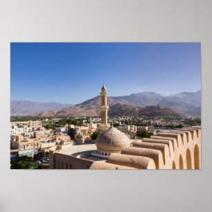 Die Große Moschee und das Minarett in Nizwa - Oman Poster