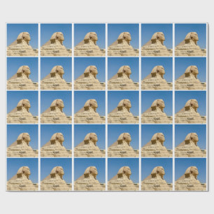 Die Große Sphinx von Giza vor einem klaren blauen  Geschenkpapier