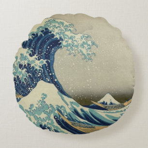 Die große Welle vor Kanagawa von Hokusai Rundes Kissen