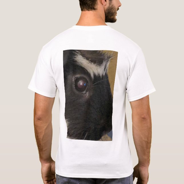 Die Guinea, die Schwein beobachtet T-Shirt (Rückseite)